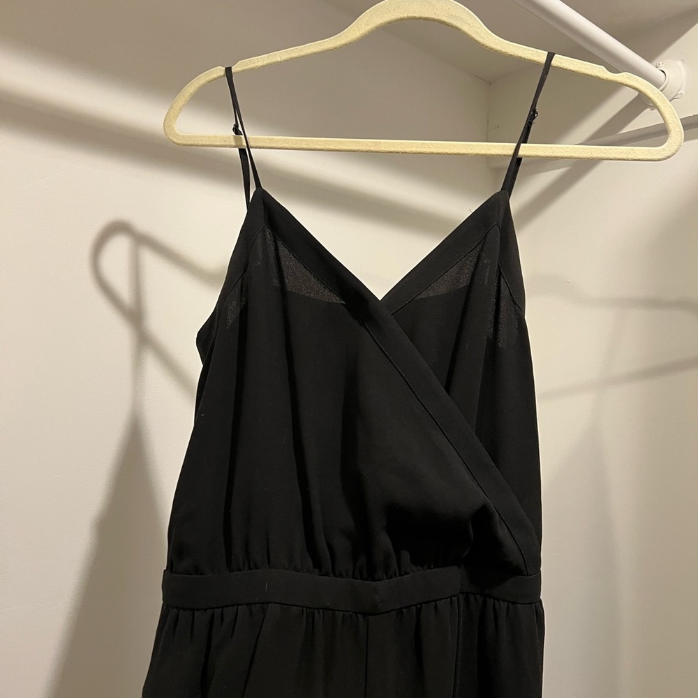 Madewell jumpsuit with elastic waist band and ties at ankle super comfortable